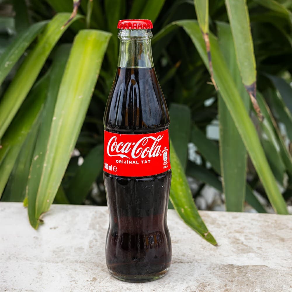Cola